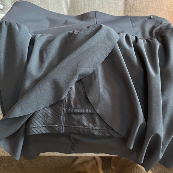 Black Athletic Lined Running Shorts Sz M - Picture 5 of 7